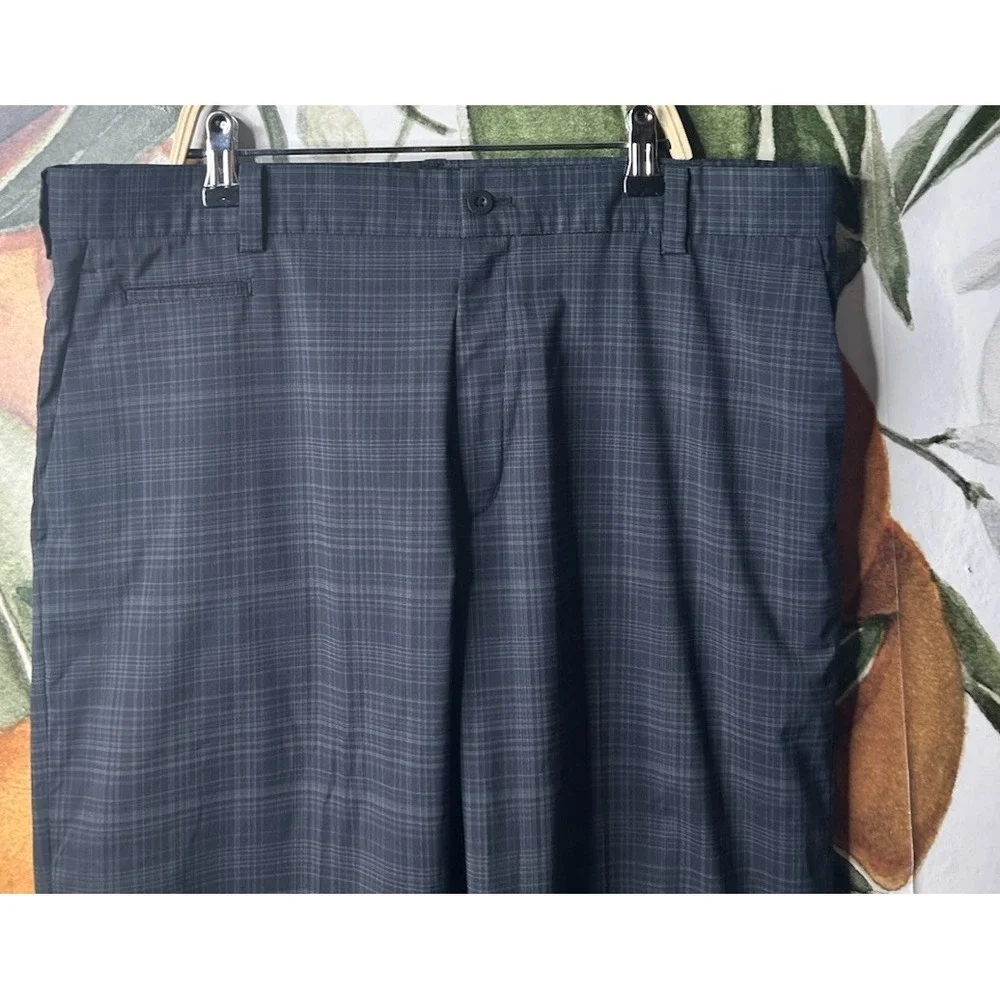 Nike Golf mens Size 34 Inseam 28
